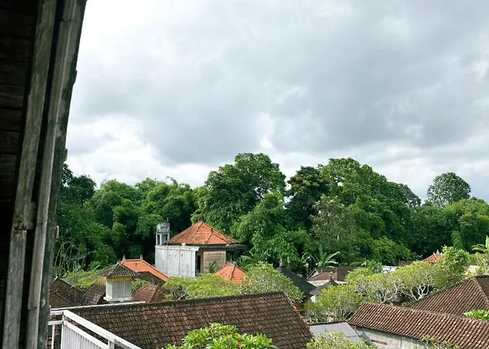 Affittacamere Nang Ade House 3*