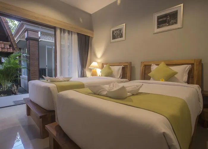Nang Ade House 3*